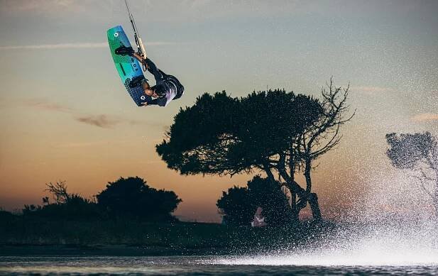 kiteboard DUOTONE Team Series SLS 140