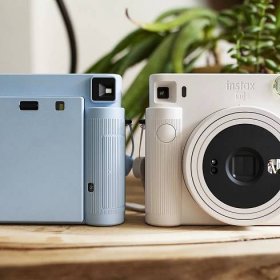 Fujifilm’s new Instax Square SQ1: the instant camera back to its basics