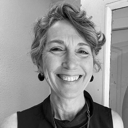   Jeanine Cotter | Board VP  Luminalt Energy Corporation 