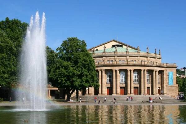 Stuttgartská státní opera ve Stuttgartu