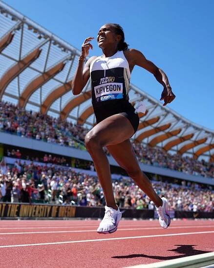 Kipyegon chases unique double at Tokyo World Championships