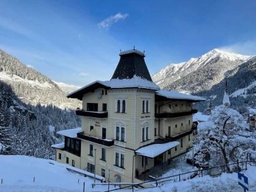Book Hotel Das Schider in Bad Gastein with top price online
