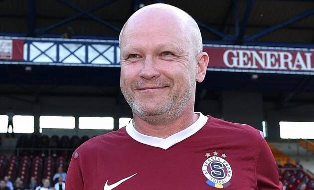 Hašek o reprezentaci: Trenéra z ní v Česku vždy vyženou. V dobrém neodcházeli ani Uhrin a Brückner. Vezme nároďák?
