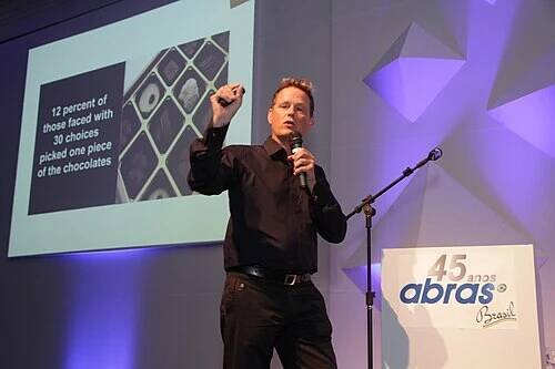 Martin Lindstrom - Wikipedia
