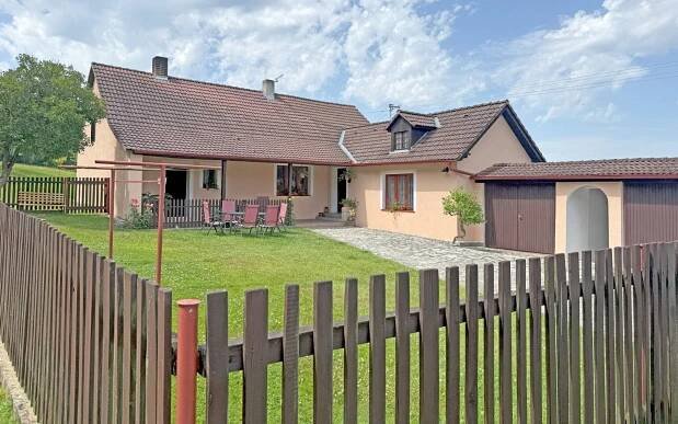 Prodej rodinný dům - Lidmovice, Skočice, 160 m2