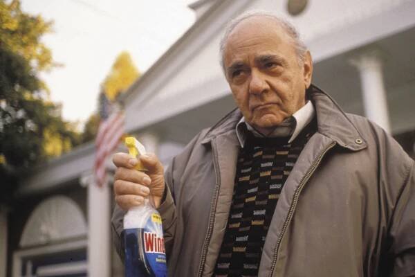 Michael Constantine, Father in ‘My Big Fat Greek Wedding,’ Dies at 94
