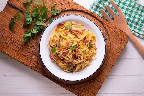 Pasta La Carbonara - A Flavorful Dance in the Kitchen! - Fresh recipes, ingenious meal plans, and top-notch diet advice, all with a twist of fun. Get ready to cook, savor, and repeat!