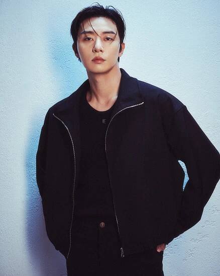 Park Seo-joon, who recently starred in the K-drama series Gyeongseong Creature, is reportedly in talks to take on the leading role in I Am a Sinner, an adaptation of the webtoon of the same name. Photo: Netflix