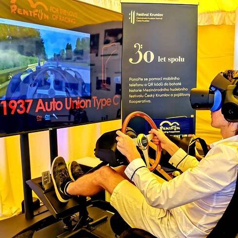 Závodní simulátor na akce a oslavy Brno, Trnitá RentFun • Firmy.cz