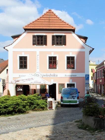 Soubor:Jindřichův Hradec 4437u.jpg – Wikipedie