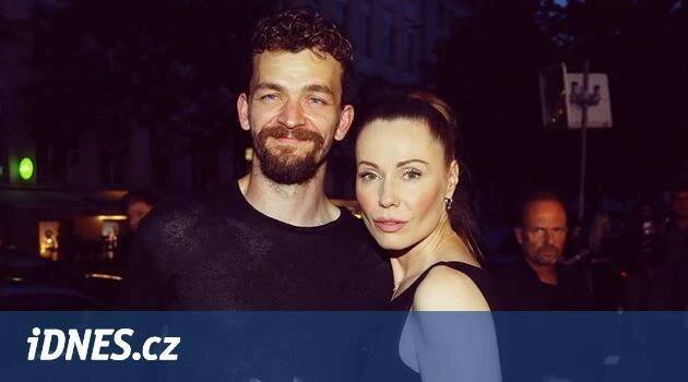 Pavla Vitázková se po 16 letech rozvádí. Nic není nadosmrti, říká herečka - iDNES.cz
