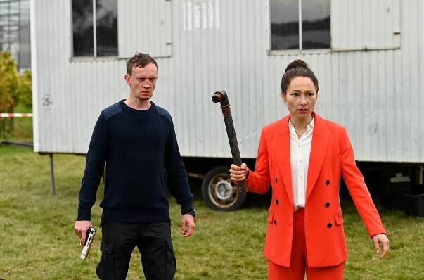 Adam Venhaus, Janina Elkin - Pobřežní stráž - Na útěku - Z filmu
