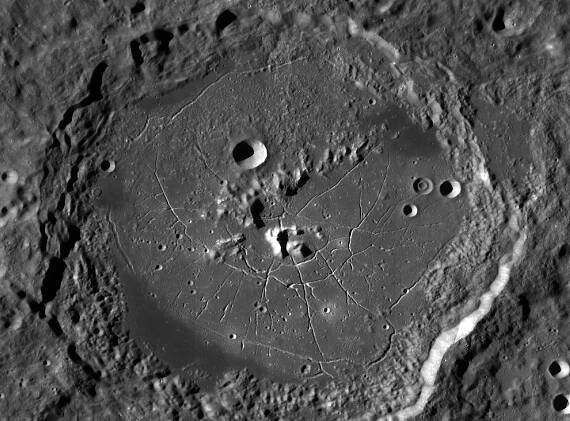 Humboldt (kráter)