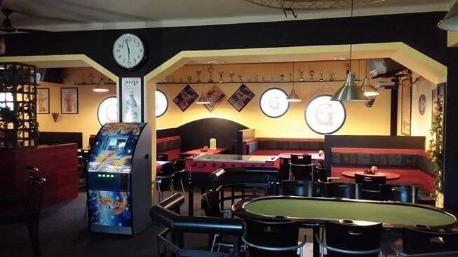 Classic bar Strakonice | Apetee