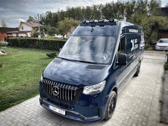 Photo Mercedes Sprinter W906 Full Body Kit Tuning Roof Spoiler Light Bar 2007-2018