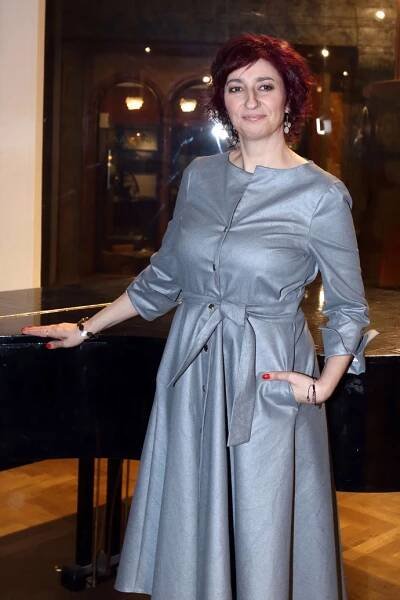 FOTO: Herečka Simona Babčáková také dorazila. – stránka 8