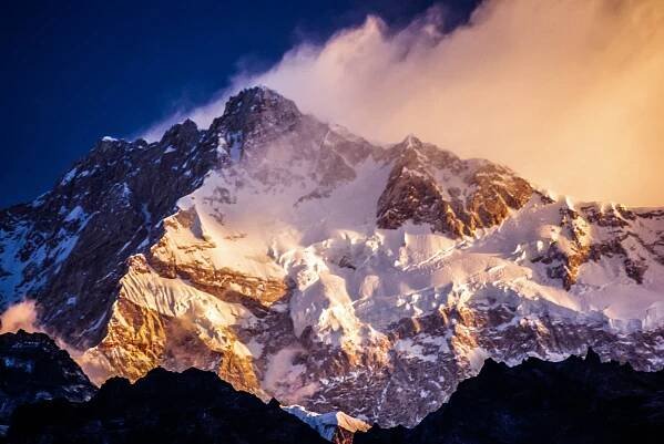 kanchenjunga-summit