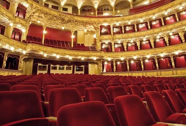 Státní opera Praha - The.blogartpost