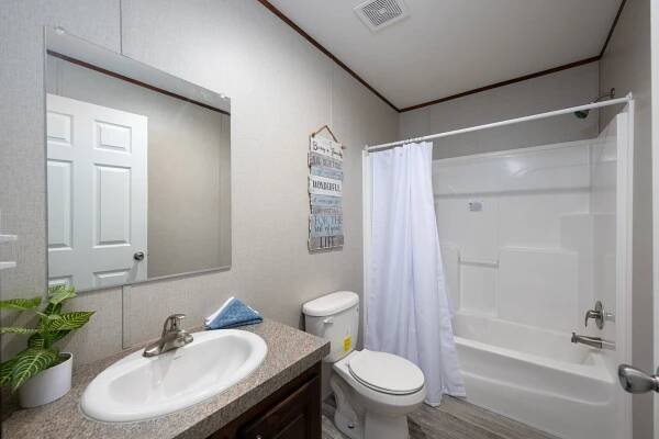 (32) Earnhardt 4 Bed/2 Bath 1,560 sq ft | Wayne Frier Macclenny