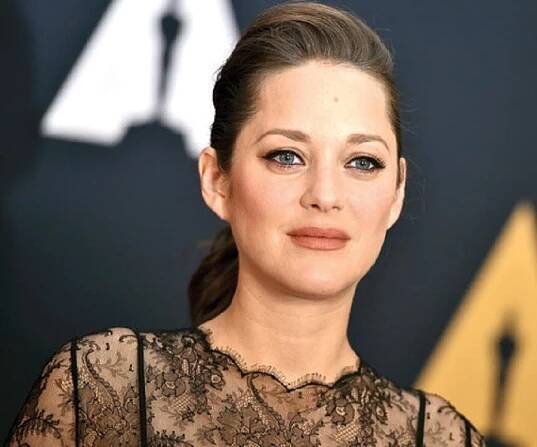 Marion Cotillard Biography - Facts, Childhood, Family Life & Achievements