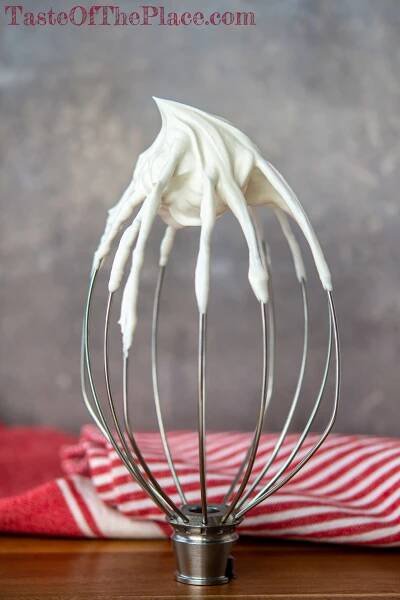 Whipping Cream vs Heavy Cream vs Double Cream: what's the difference?