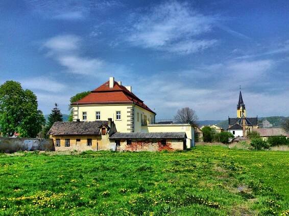 Photos - Libochovany - bývalý zámek - 04.05.2010