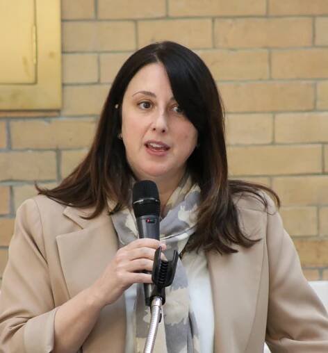 Representative Robyn Kennedy