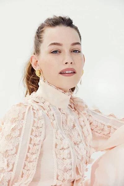 Hair, White, Face, Lip, Clothing, Pink, Skin, Beauty, Lace, Hairstyle, 