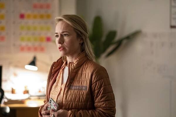 Sarah Goldberg - Actress