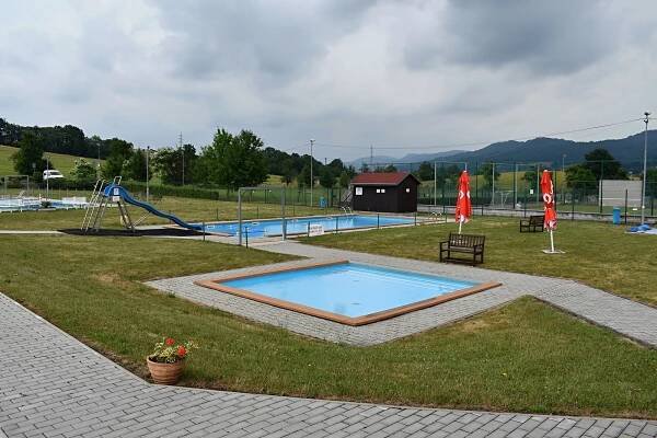 Koupaliště na Děčínsku výrazně podražila, více stojí vstupné i občerstvení
