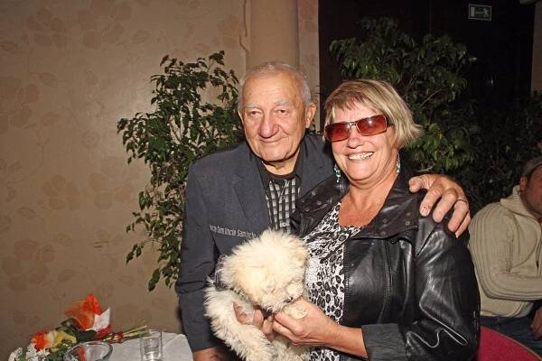 FOTO: Zdeněk Srstka a Alena Srstková byli nerozlučná dvojka. – stránka 1