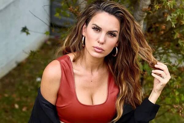 Former Disney star Christy Carlson Romano almost lost an eye after accidental shooting with her husband