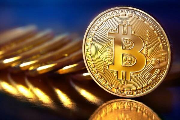 Bitcoin dostáhl nového maxima