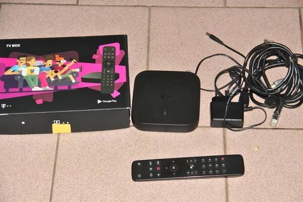 T-Mobile SET-TOP BOX Skyworth HY4403  - TV, audio, video