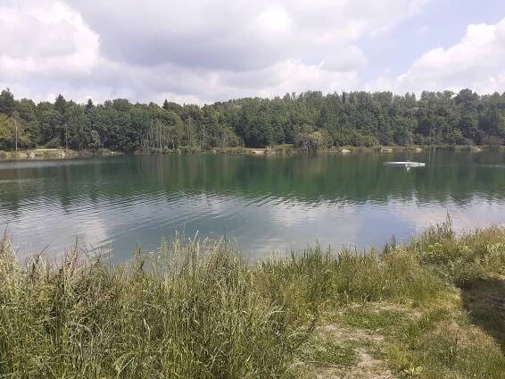Tonoucího muže v Opavě vytáhli zpod hladiny svědci na místě