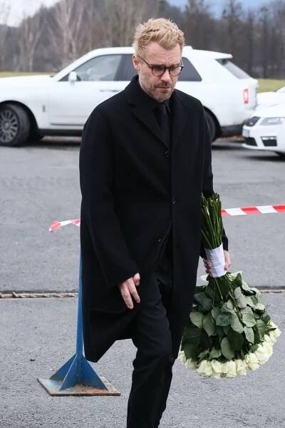 Pohřeb své dlouholeté kamarádky a kolegyně si nenechali ujít Tereza Kerndlová ani Leoš Mareš.