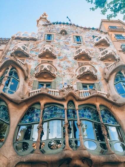 Barcelona: A Look Inside Gaudí's Architecture