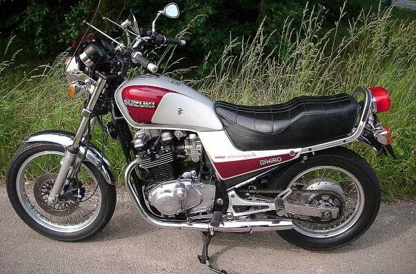 SUZUKI GR 650 (1983 - 1989)