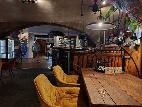 BECHERPLATZ RESTAURANT & KAREL IV. BREWERY, Karlovy Vary - Menu, Prices & Restaurant Reviews - Tripadvisor