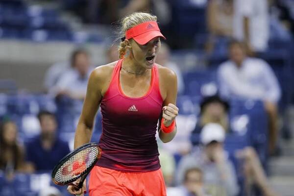 Tenisová móda na US Open: Tetování, EKG na hlavě i pestré barvy