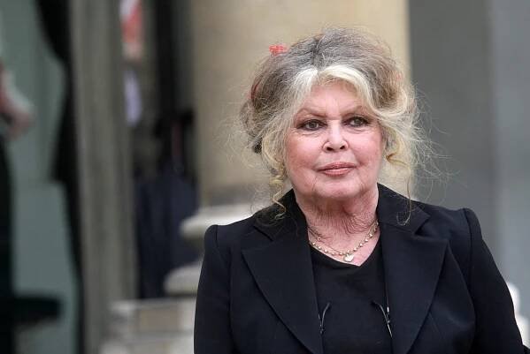 FOTO: Brigitte Bardot 2008 – stránka 2