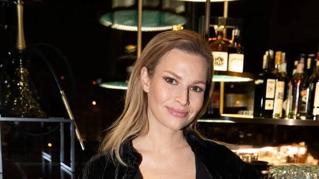 Moderátorka Petra Svoboda (40) ukázala sexy výstřih bez podprsenky!
