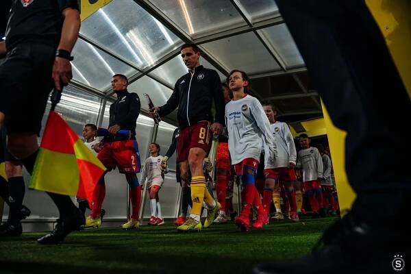 Výhra v Plzni | sparta.cz