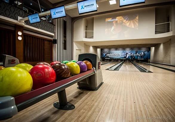 Firemní akce | Večírky a párty | Xbowling Strašnice, Praha 10 