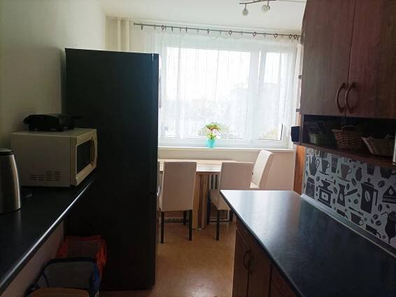 Pronájem zařízeného bytu 3+1, 75 m2, s balkónem na ul. Varšavské náměstí, Olomouc
