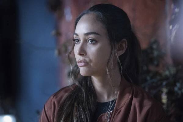 Prvních 100 - False Gods - Z filmu - Lindsey Morgan