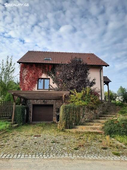 Prodej  rodinného domu 160 m², pozemek 1 085 m², Velenov, okres Blansko
