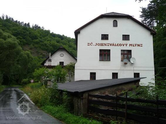 Johnův válcový mlýn | Vodnimlyny.cz