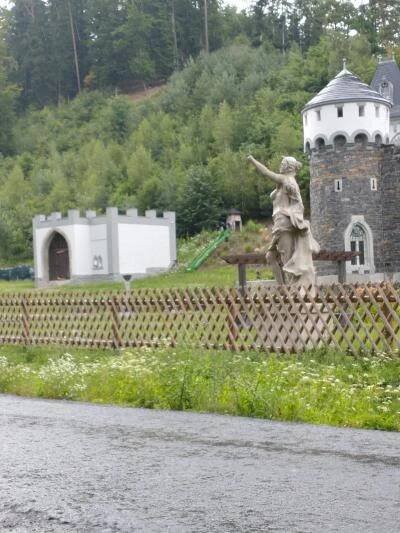 Hrad Kunzov - tip na výlet u místa "Hrabůvka" | eMimino.cz