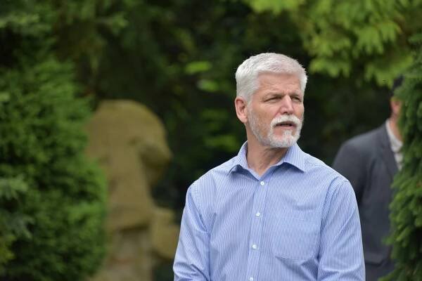 Prezident Petr Pavel navštívil Meditační zahradu v Plzni - Diecéze plzeňská 